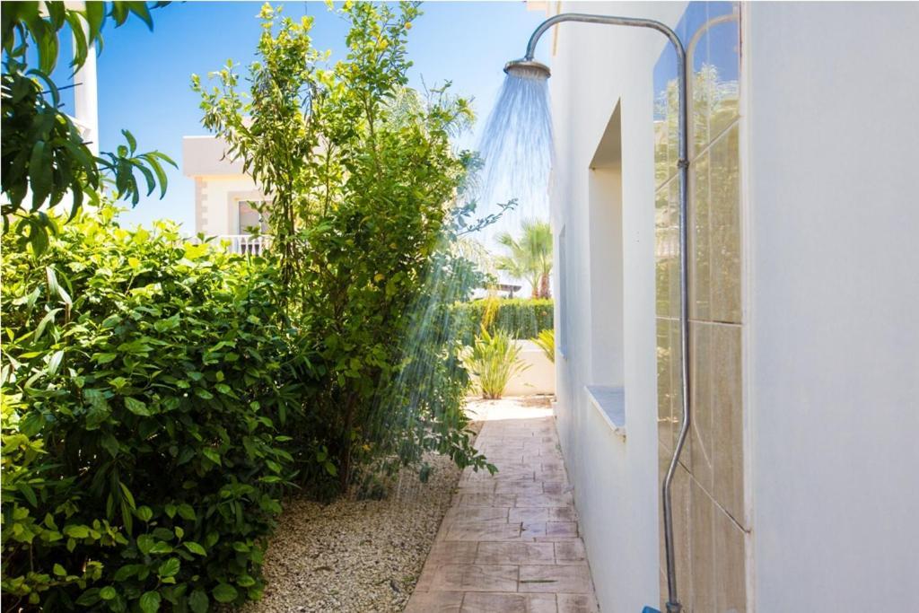 Carilisto Big 4 Bedrooms In Center Of Vilă Ayia Napa